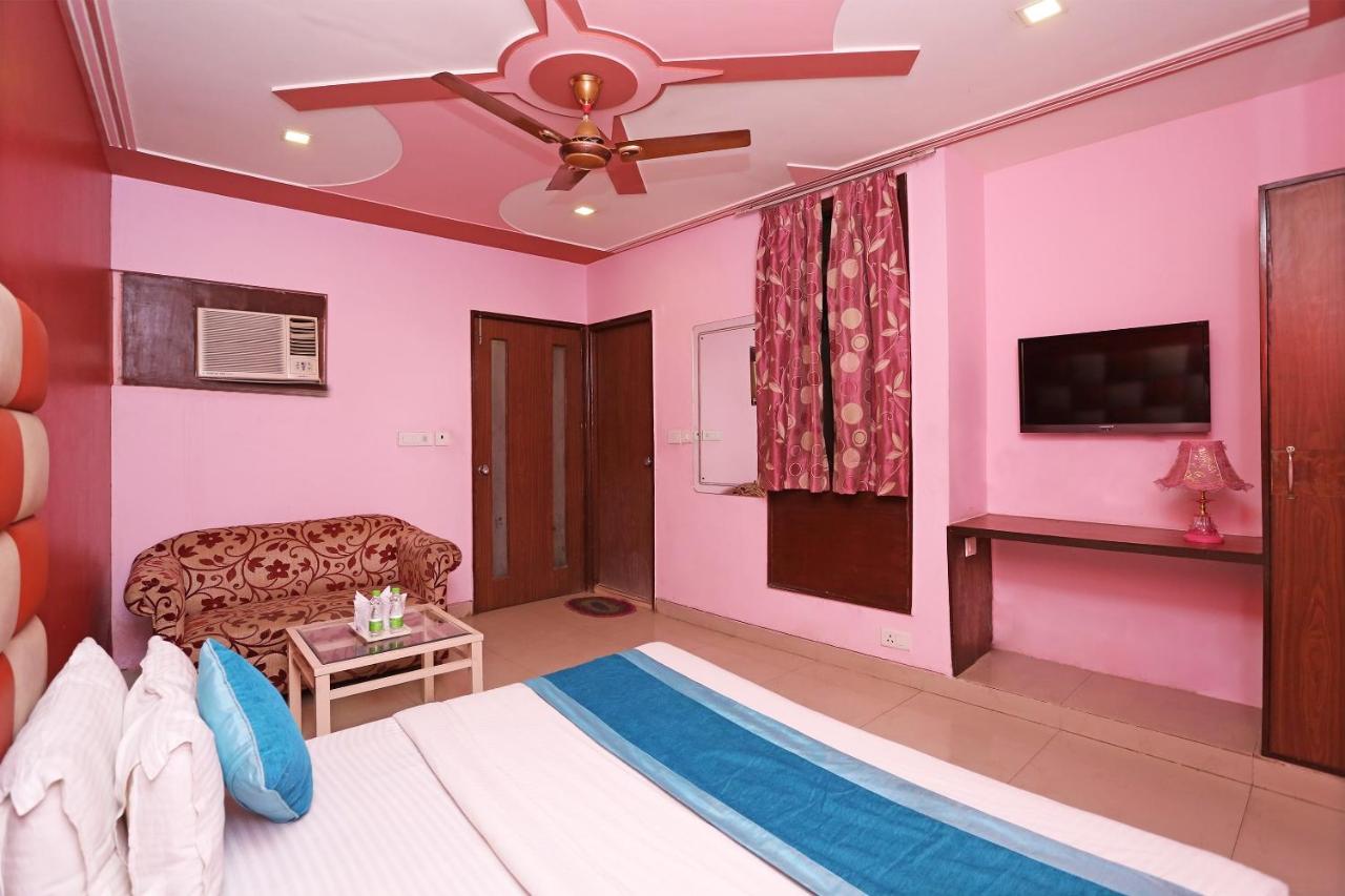 Airport Hotel Ambrosia New Delhi Ngoại thất bức ảnh