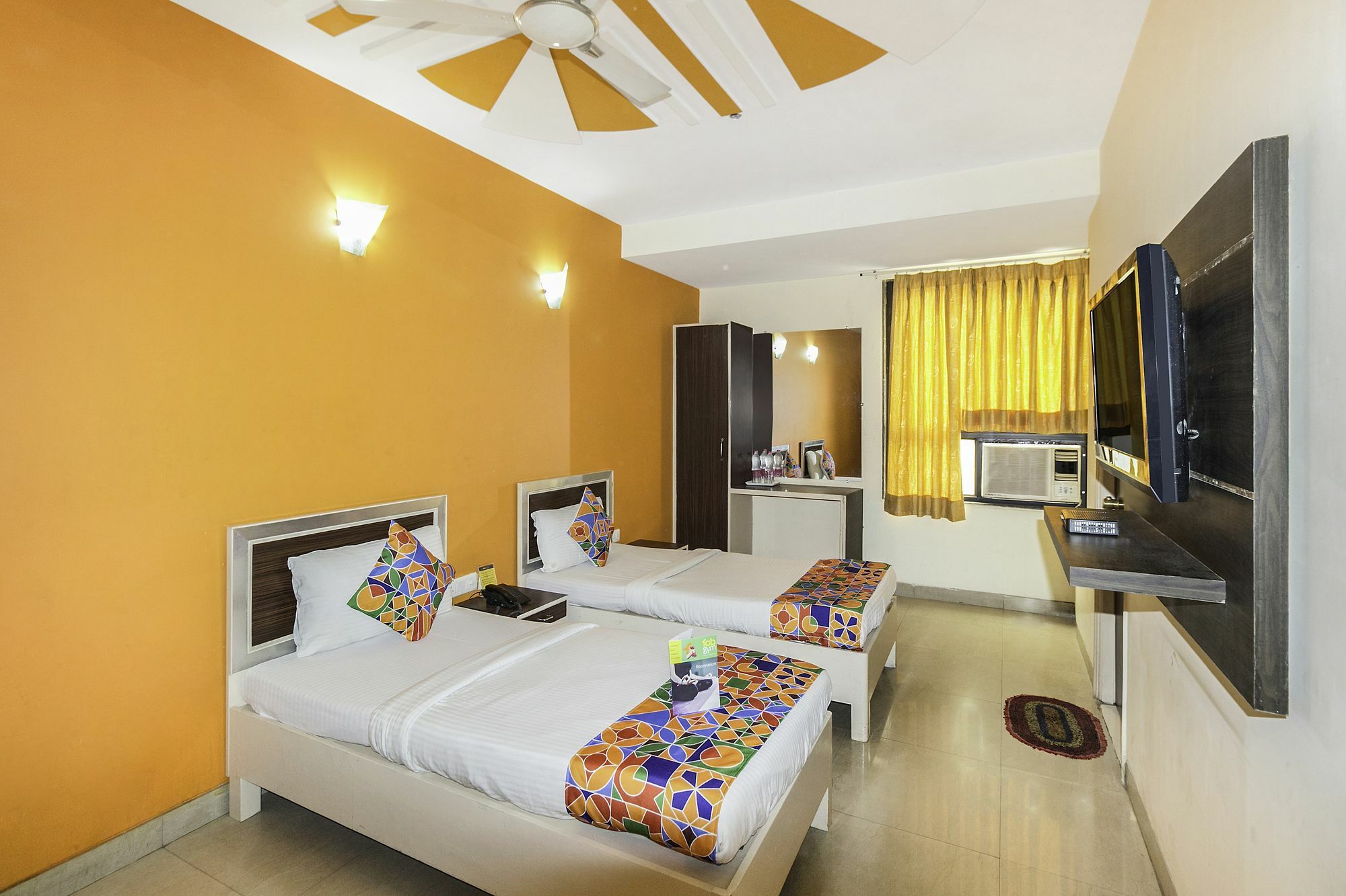 Airport Hotel Ambrosia New Delhi Ngoại thất bức ảnh