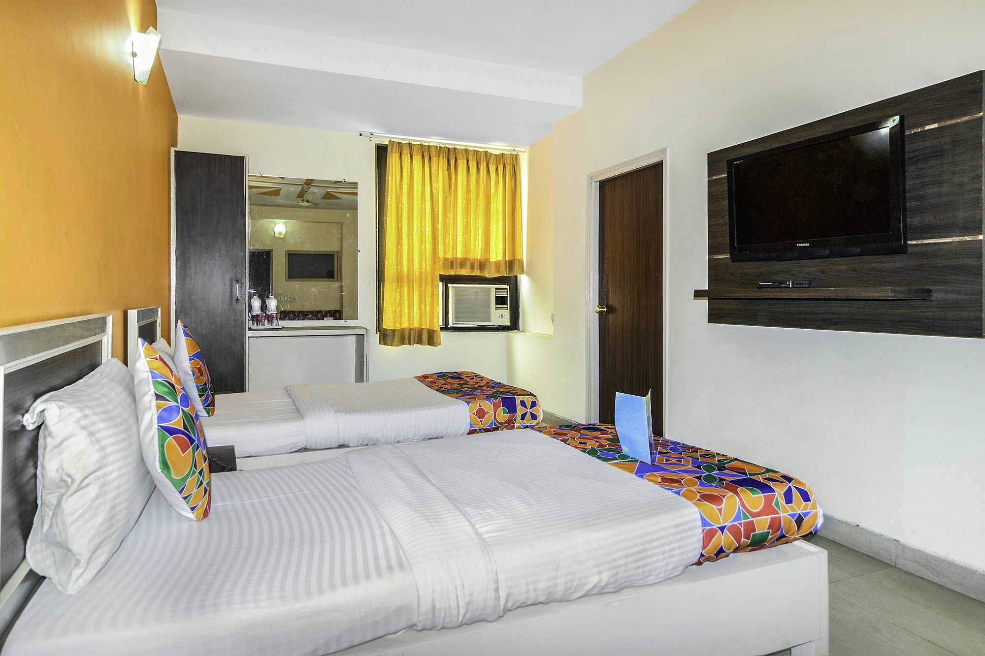 Airport Hotel Ambrosia New Delhi Ngoại thất bức ảnh